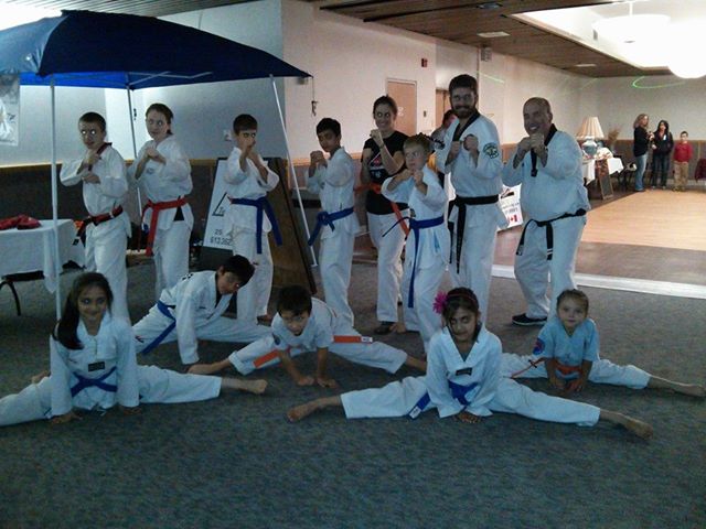 Cornwall Business Network helps feed the community with their First Annual Trade Show