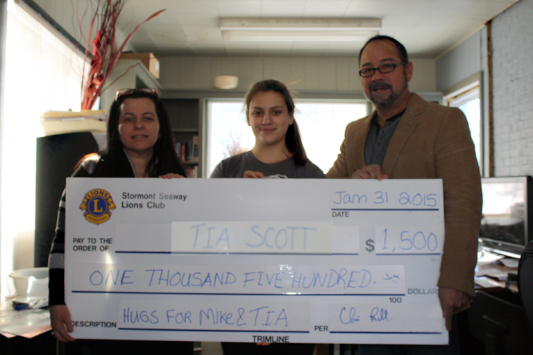 Cornwall Seaway Lions donate $1,500 to Hugs for Mike and Tia