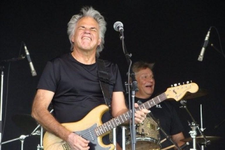 Interview with Chilliwack frontman Bill Henderson