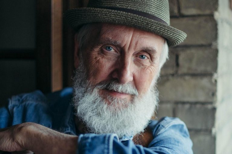 Interview with Fred Penner playing Festival of Small Halls