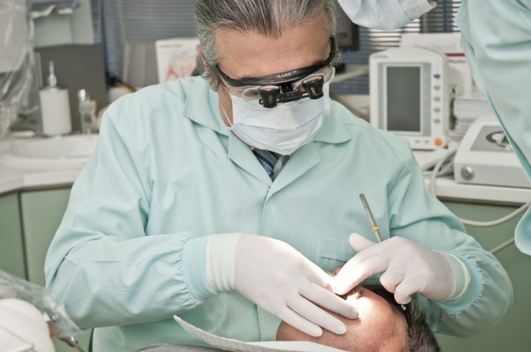 Ontario Launches Free Routine Dental Care for Low-Income Seniors