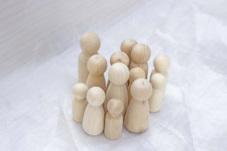 Ontarians Encouraged to Establish Social Circles