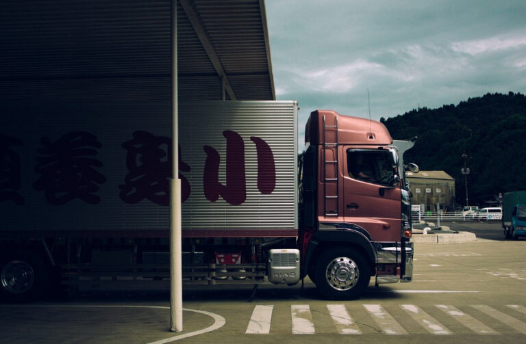 How Successful Business Manage Their Logistics