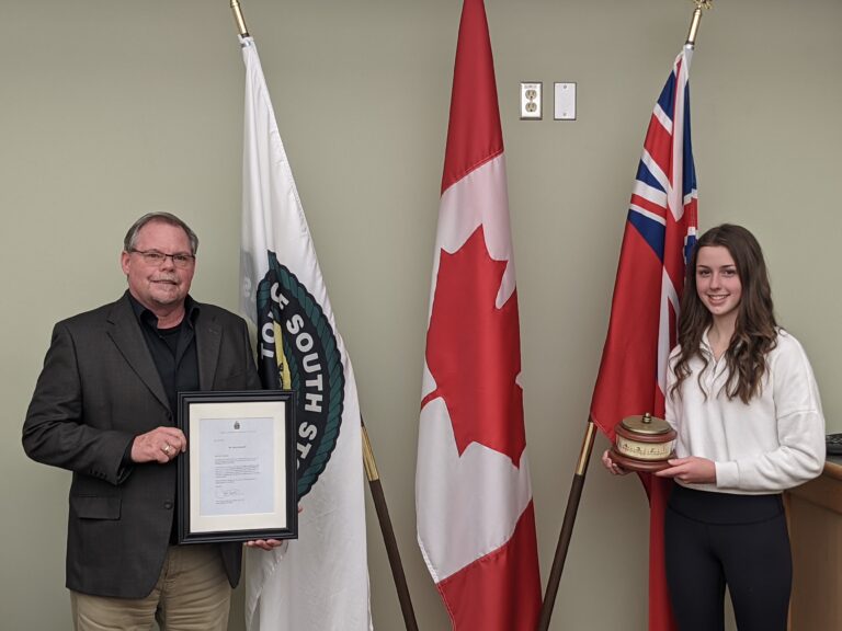TOWNSHIP OF SOUTH STORMONT PRESENTS INAUGURAL YOUTH VOLUNTEER OF THE YEAR AWARD