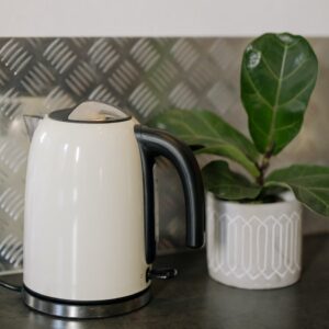 white and black electric kettle