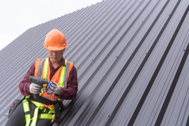 How to Prepare for Winter Roofing Emergencies