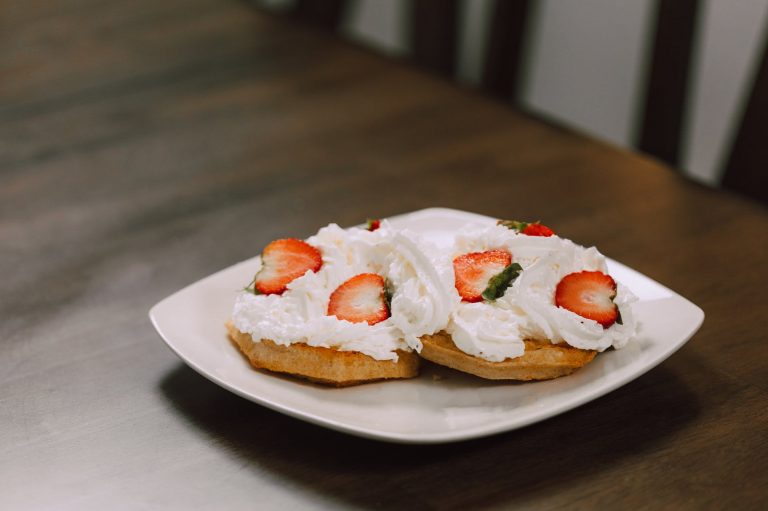 What Are the Best Meals to Try at Waffle House?