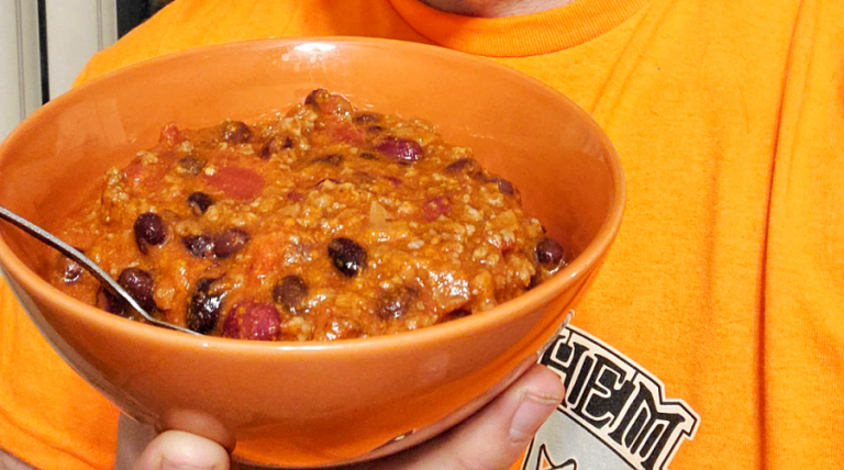 Melted Mayhem with Derek Mason: Awesome Chilli