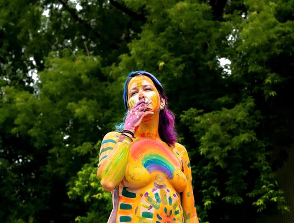 The Wondrous Life of Jade Thompson: An Iridescent Punch