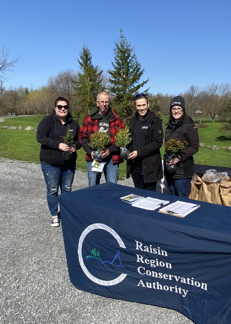 RRCA Distributes 3000 Free Trees during 23rd Annual Tree Giveaway