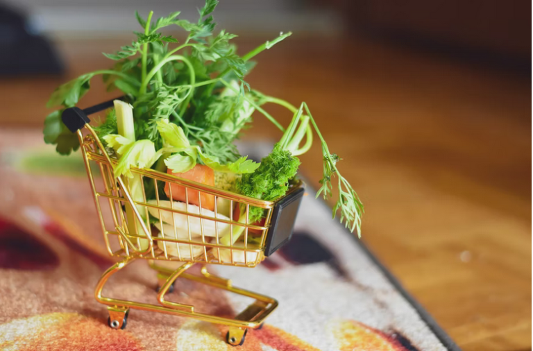 Lifestyle Tips for Smart Shopping: 6 Ways to Use Coupons