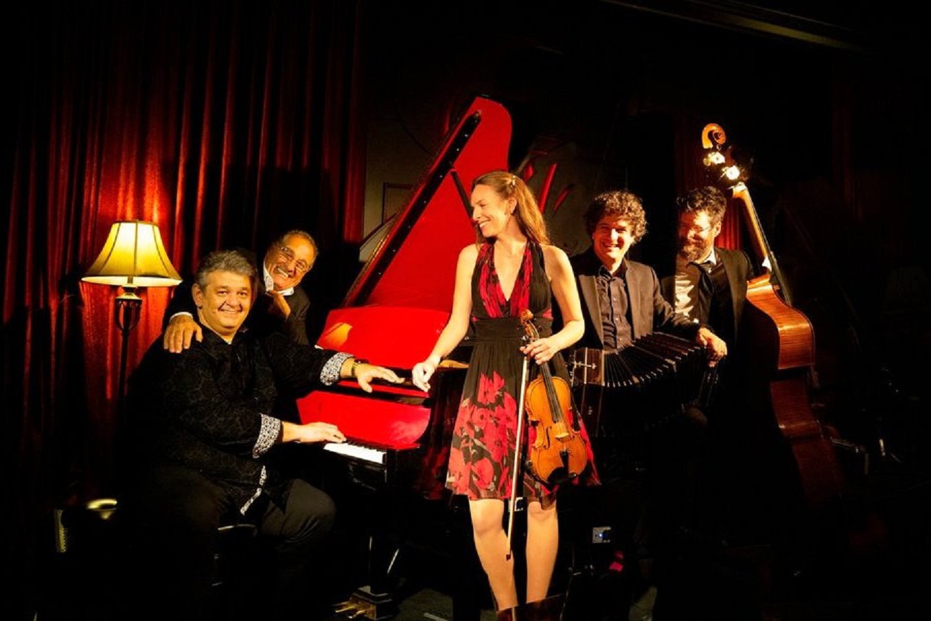 Payadora Tango Ensemble & Pointetango