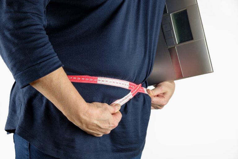 Lose Weight Without Feeling Hungry: Tips and Tricks
