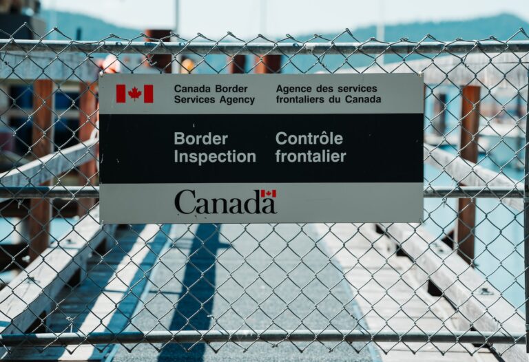 CBSA travel tips Canadian Thanksgiving and US Memorial Day weekend