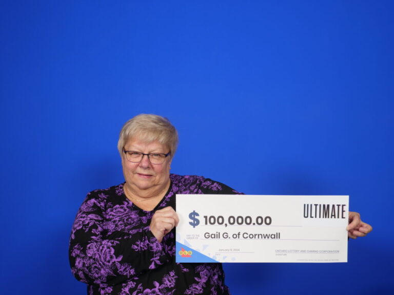 CORNWALL RESIDENT WINS $100,000 WITH INSTANT ULTIMATE