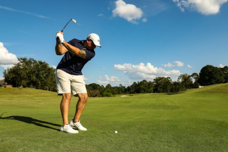 The Dos and Don’ts of Golfing Attire