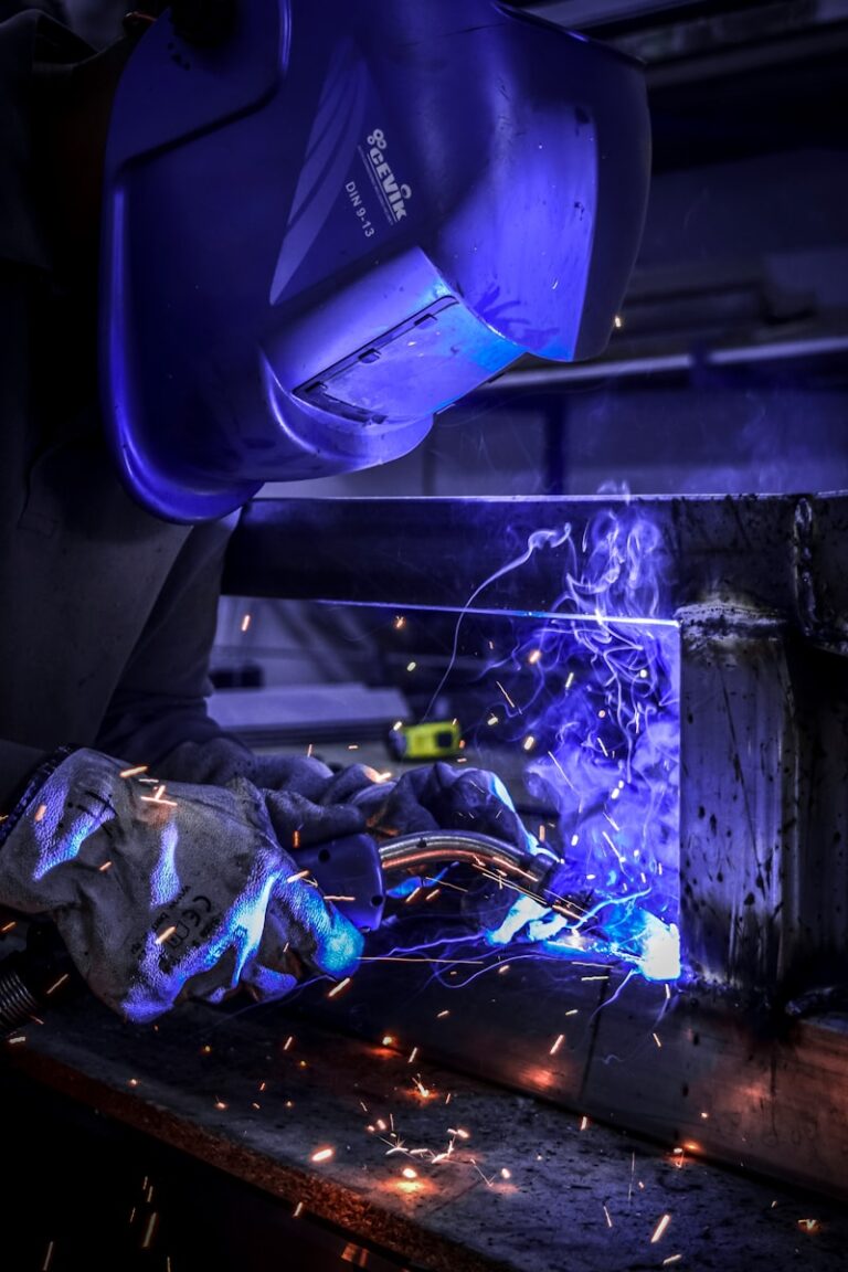 Seamless Connections: How Cobots Are Revolutionizing Welding Processes