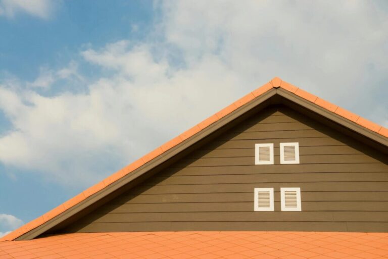 Roofing Radiance: 6 Secrets to Maintain Your Roof’s Stunning Appearance