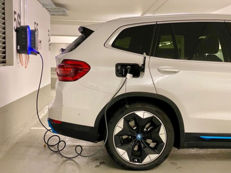 A Beginner’s Guide to Installing an EV Charging System at Home