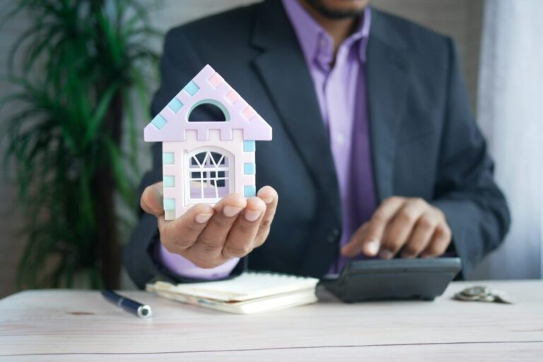 The Benefits of Using a Mortgage Broker