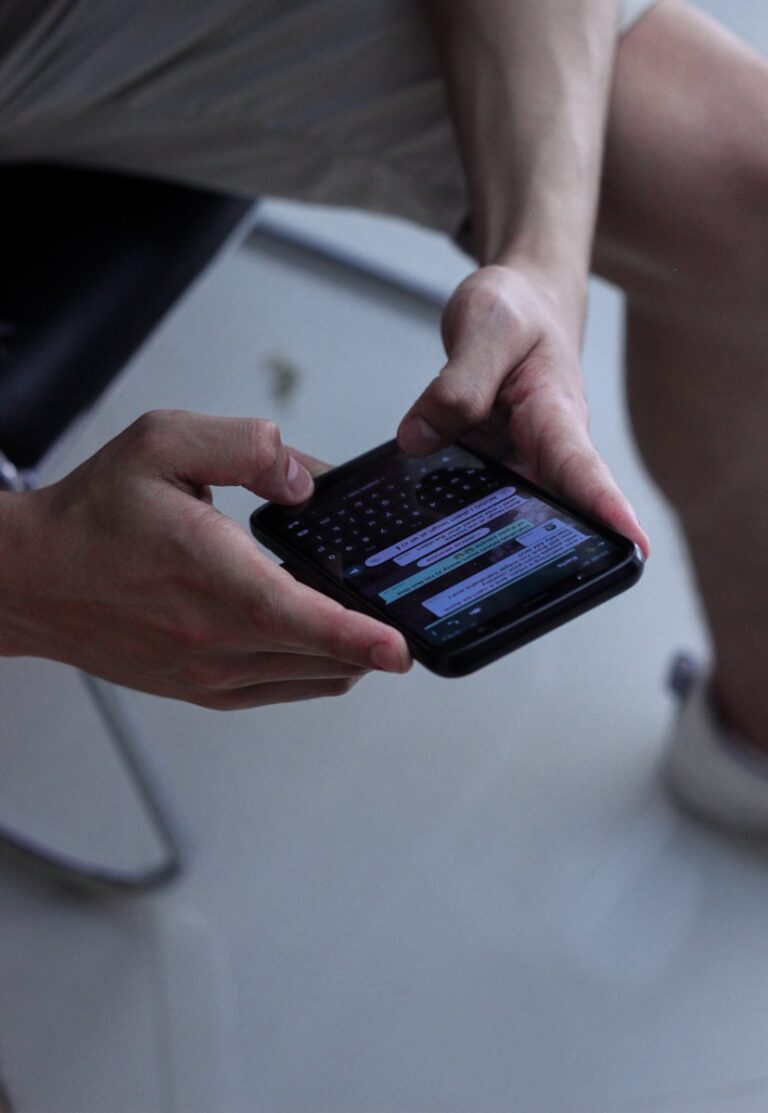 Canada Launches #ChatSafe Guidelines to Foster Safe Online Discussions About Self-Harm and Suicide Among Youth