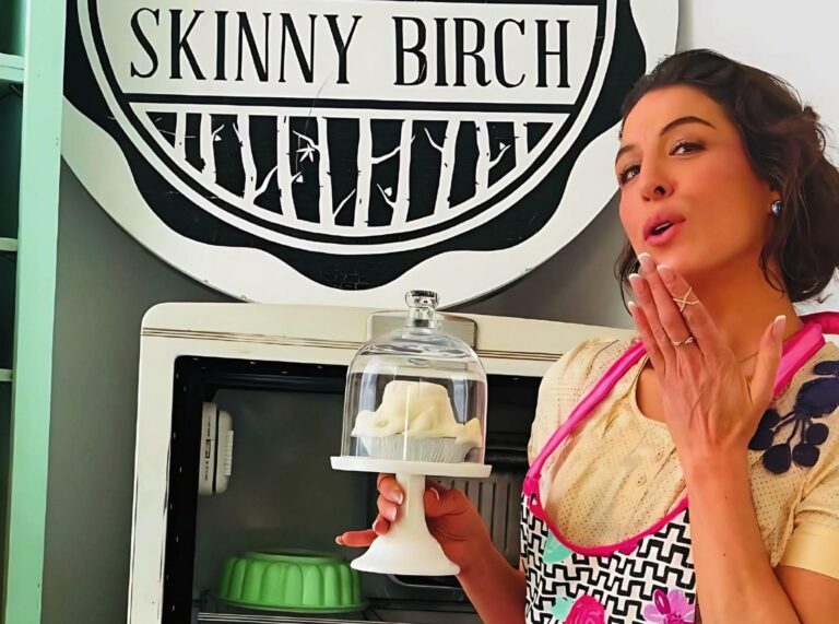 Locals in the Loupe (Alexandria) – Meet Chef Amelia Mireille, Pientist aka Skinny Birch