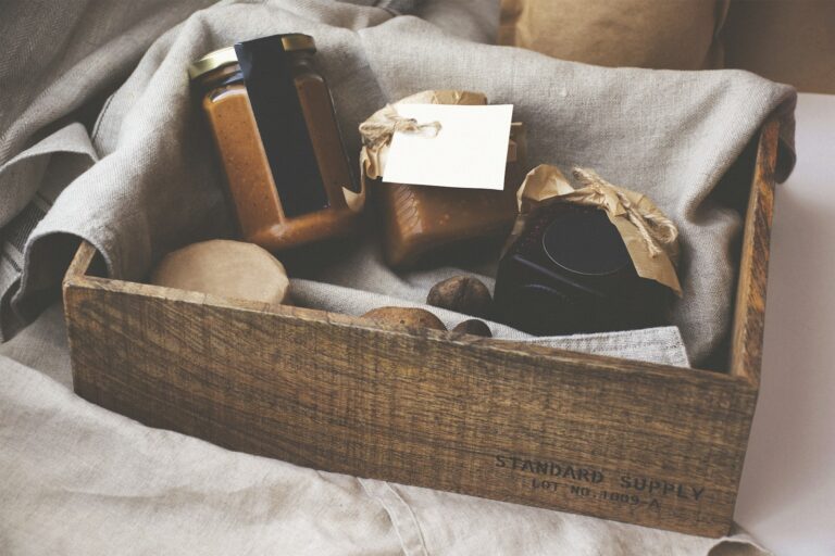 How to Build the Ultimate Father’s Day Gift Baskets: Personal, Practical and Packed with Love