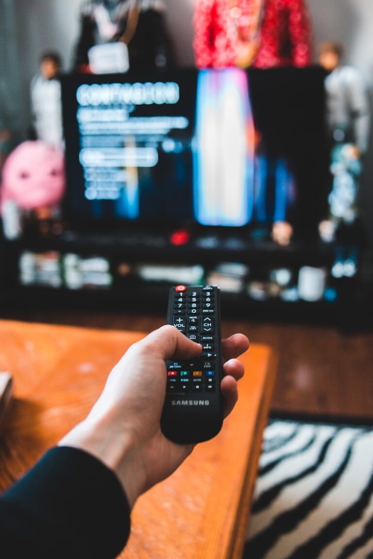 A Guide to Finding the Best TV and Internet Provider in Quebec