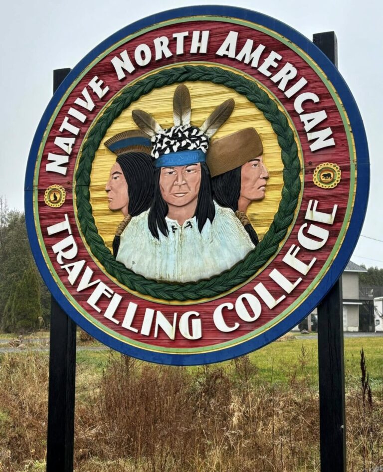 Native North American Travelling College in Akwesasne