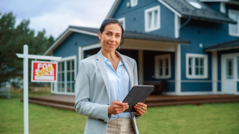 What Truly Sets a Professional Realtor Apart: Key Advantages for Calgary